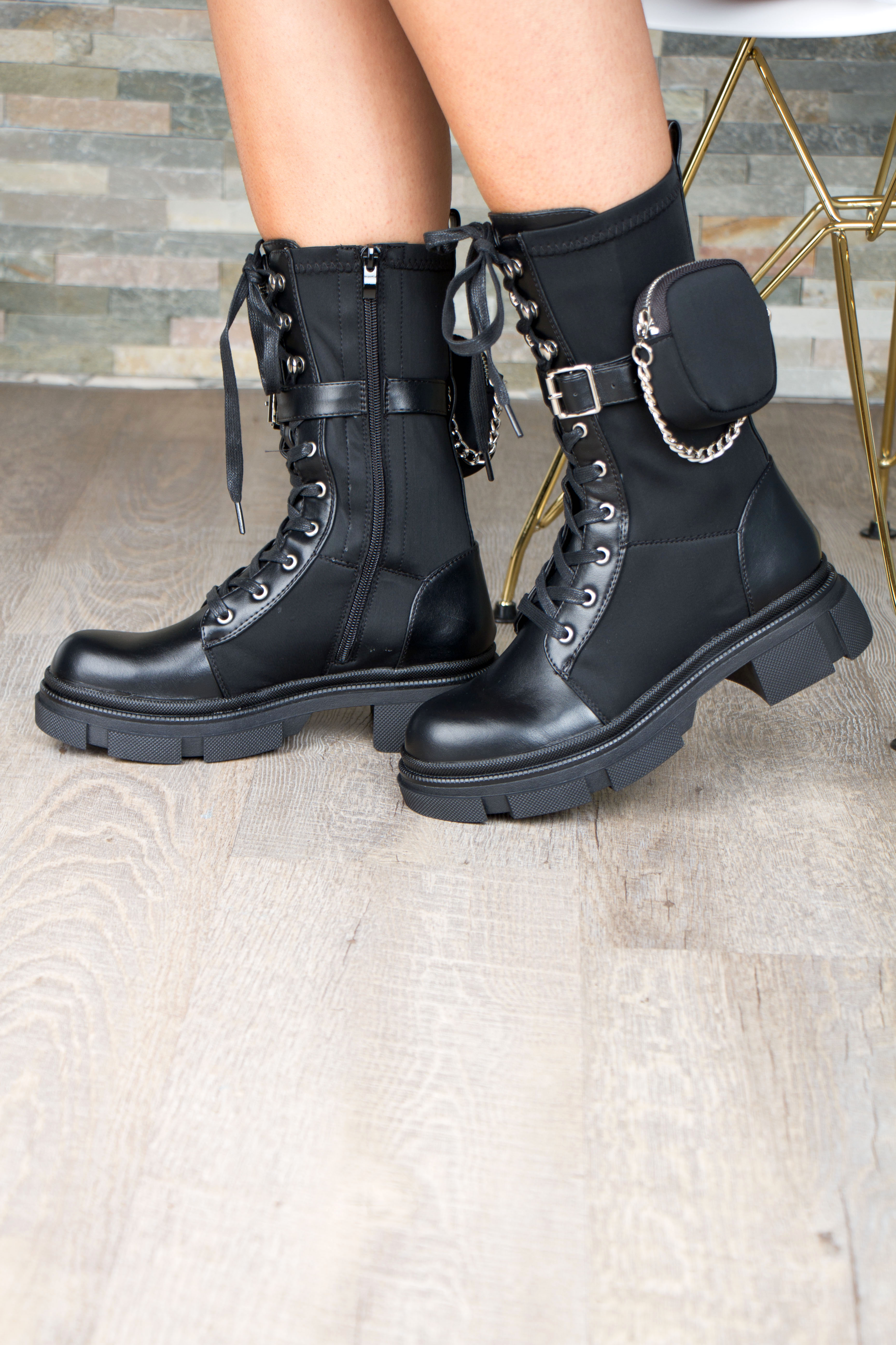 bottines avec chaines